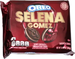 Oreo Selena Gomez
